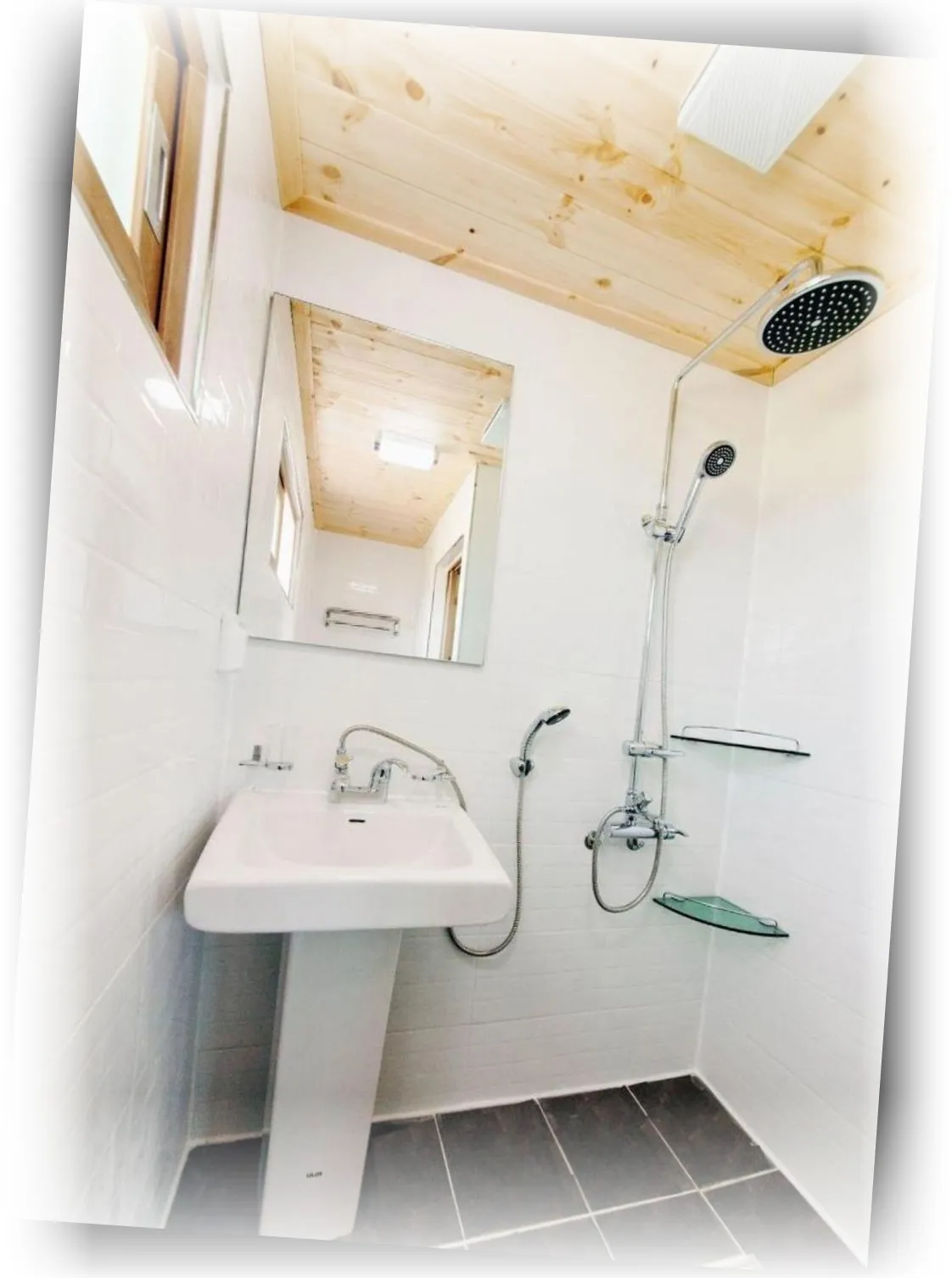 The_Dan_Village_Guesthouse_image_2.webp